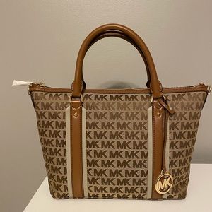 Michael Kors Griffin MD Satchel